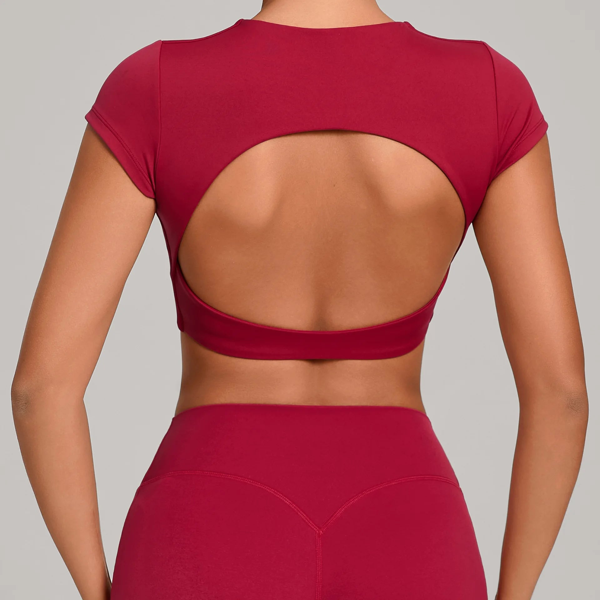 חולצה יוגה לנשים