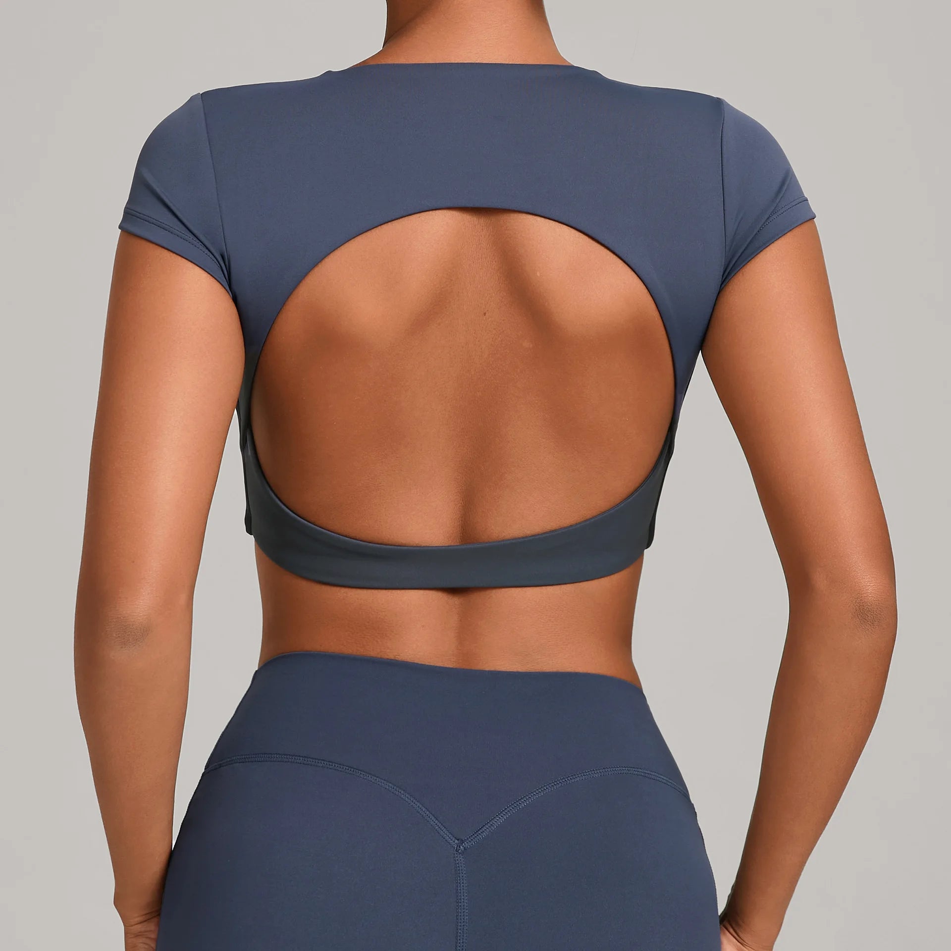 חולצה יוגה לנשים