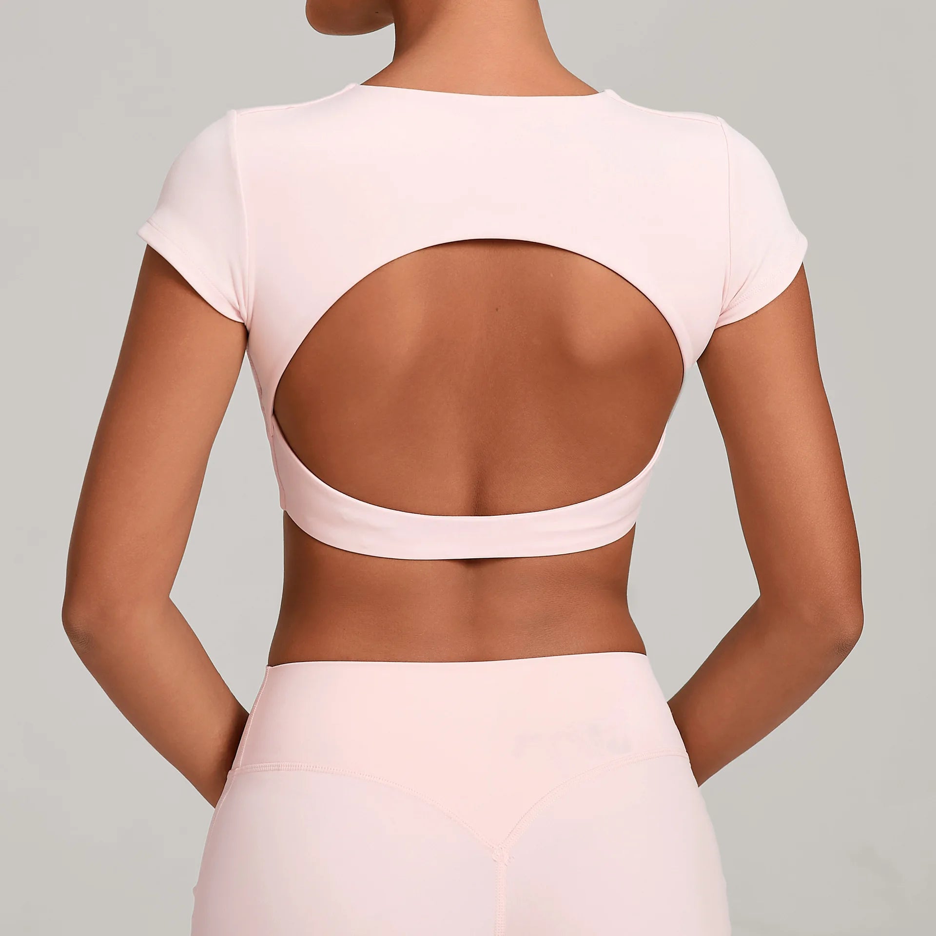 חולצה יוגה לנשים