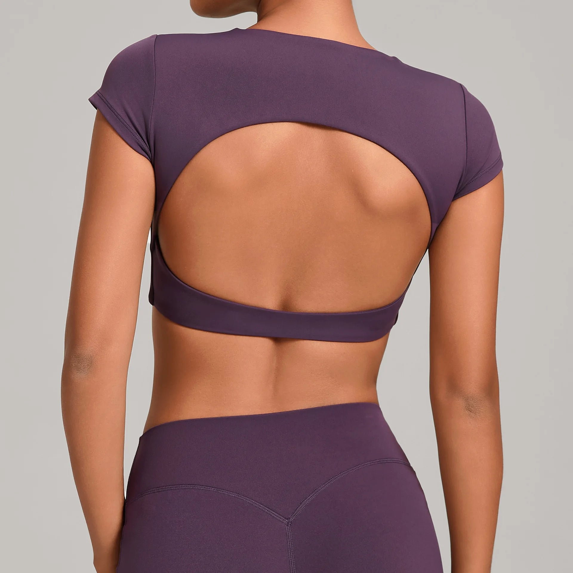 חולצה יוגה לנשים