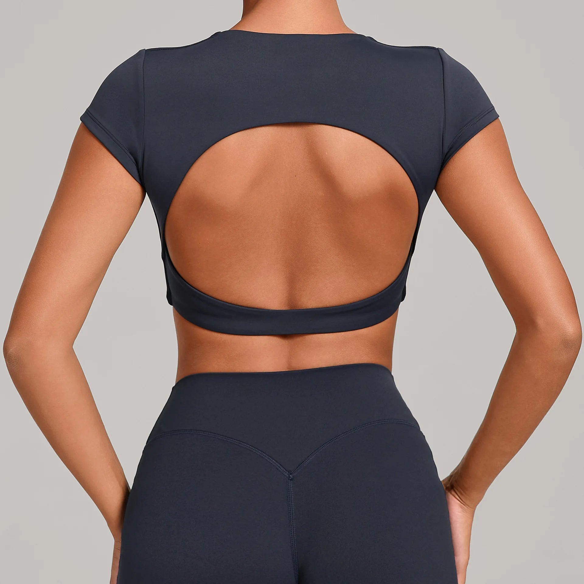 חולצה יוגה לנשים