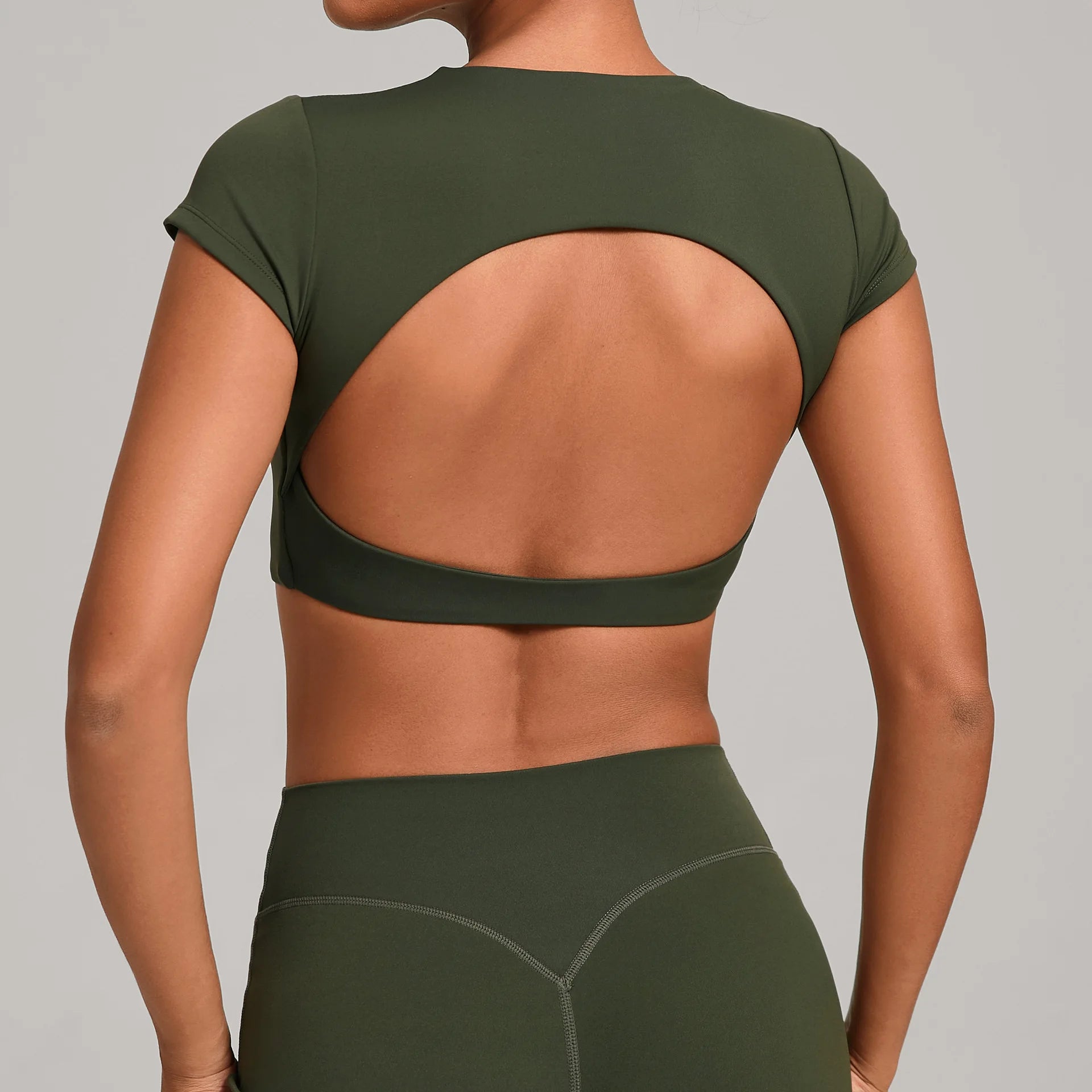 חולצה יוגה לנשים